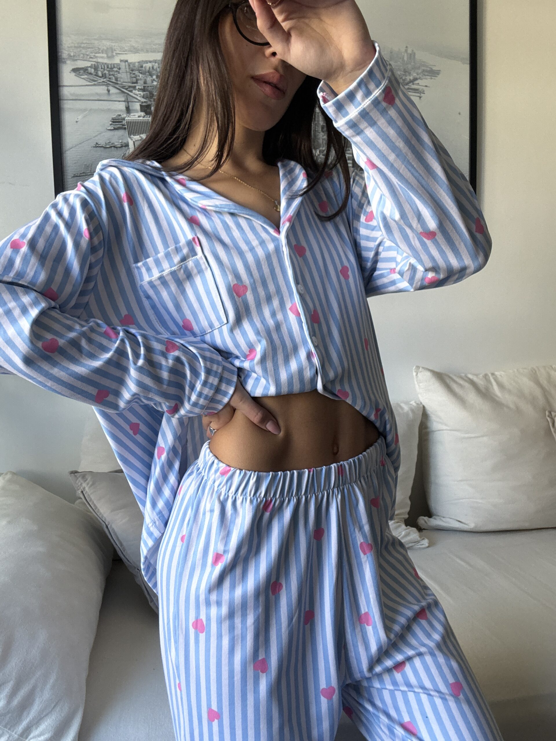 Pijama Camisero Rayas y Corazones